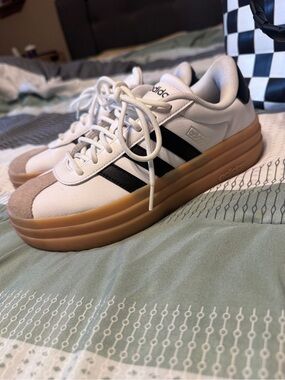 Adidas Women's VL Court Bold Shoe